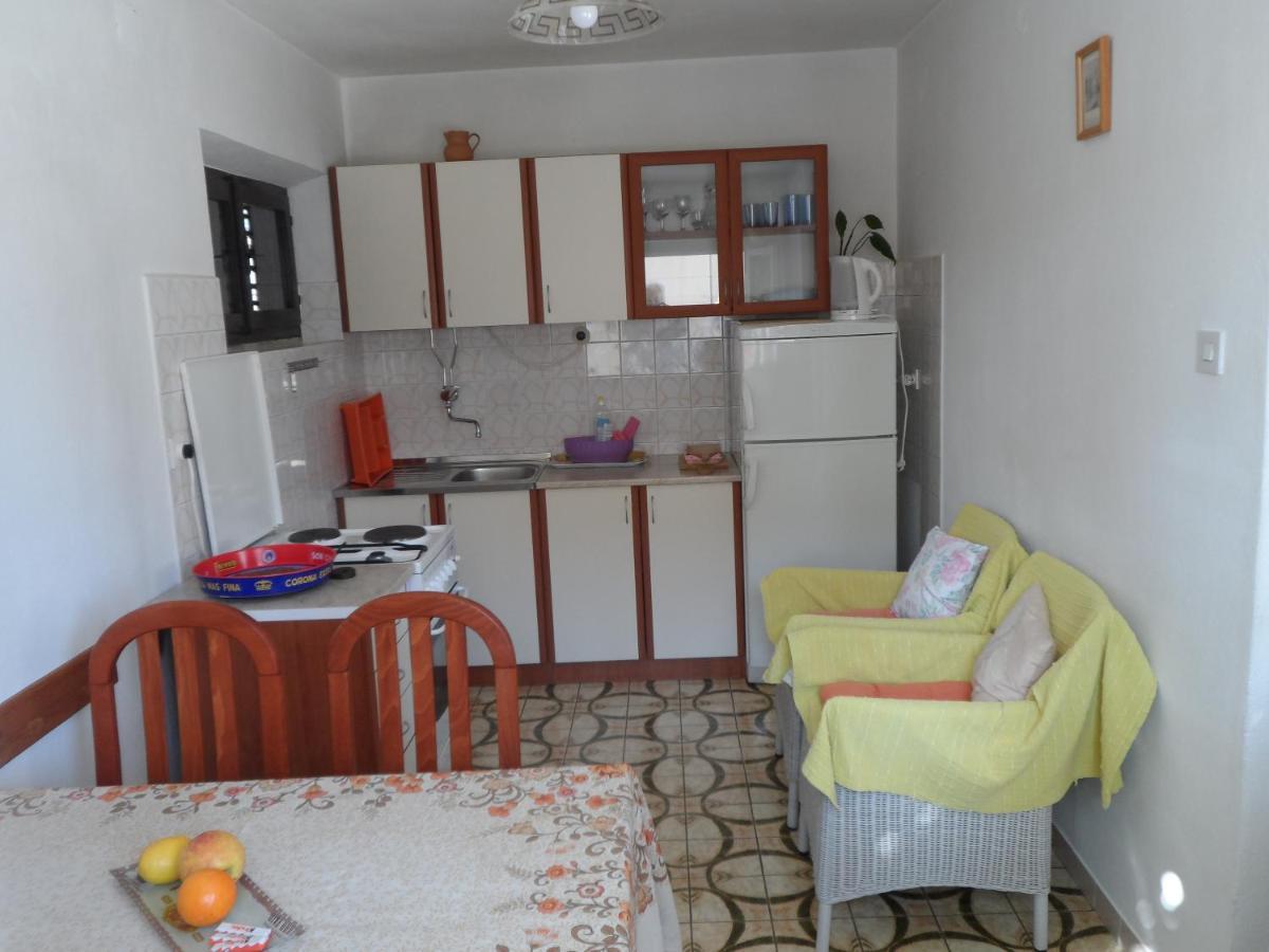 לומבארדה Adrian'S Apartments & Winery מראה חיצוני תמונה