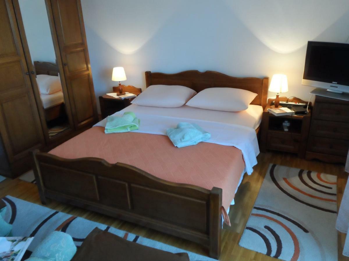 לומבארדה Adrian'S Apartments & Winery מראה חיצוני תמונה